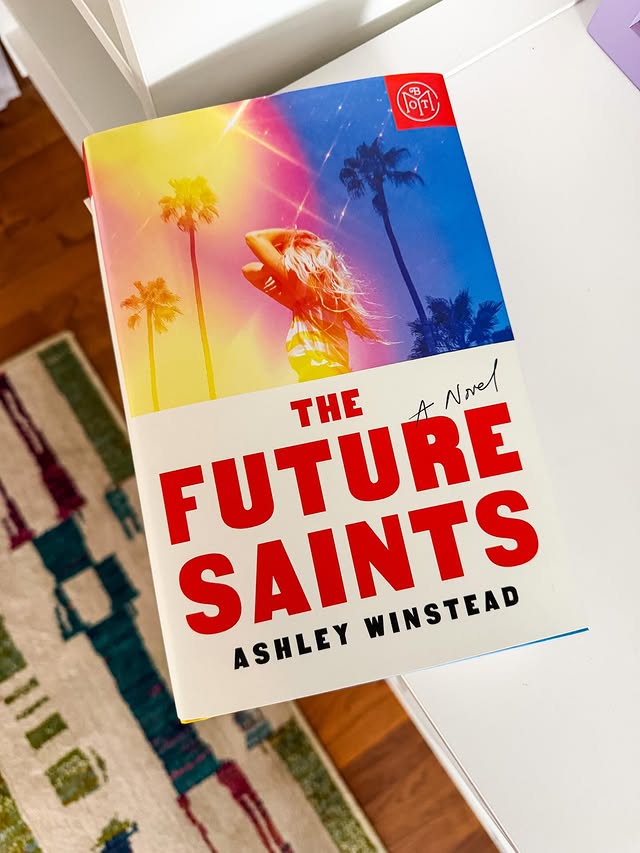 Instagram post by @crystalclearchapters for Atria Books. Caption reads: [...] 5/5 ⭐️ ⁣
⁣
Thank you @simon.audio and....