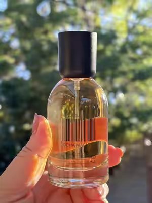 TikTok post by @vehherman.ugc for DedCool. Caption reads: @dedcool my fav perfum now💕.