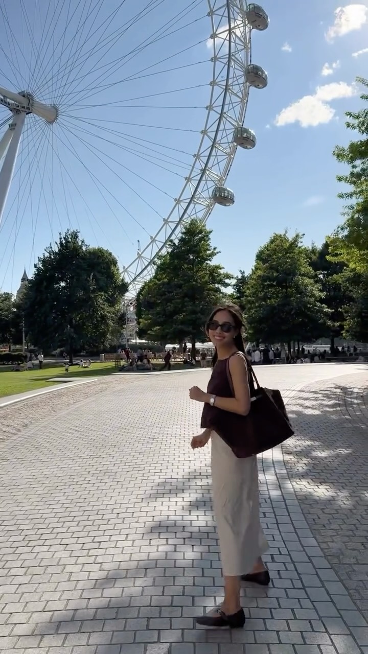 Instagram post by @marthahwin for FitFlop. Caption reads: Another day another vlog 🌸

#dayinthelife....