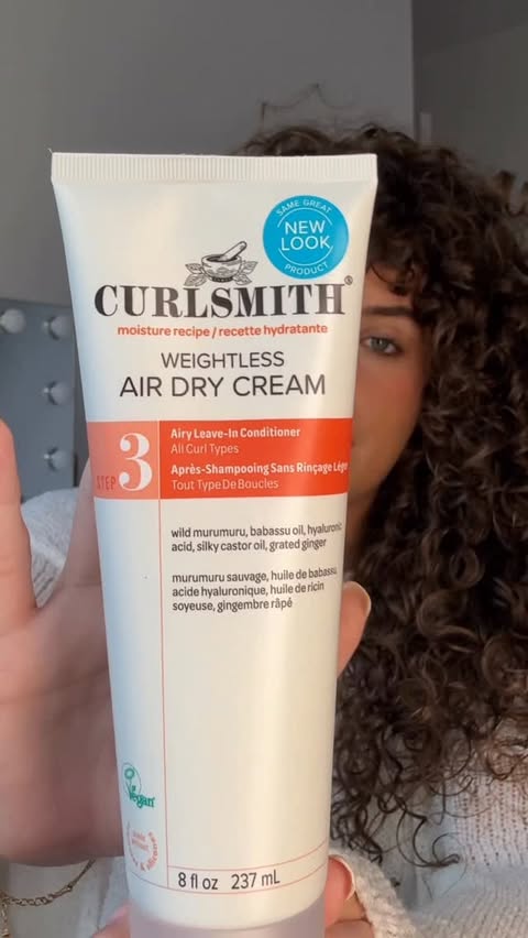 Instagram post by @libsherratt for CURLSMITH. Caption reads: [...] The weightless air dry cream from....