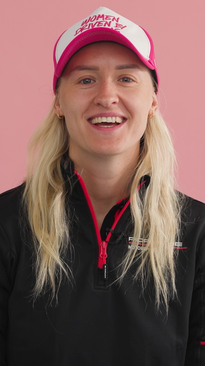 Instagram post by @michelle_gatting for Porsche. Caption reads: Uha, hvor vi glæder os til den kommende weekend,....