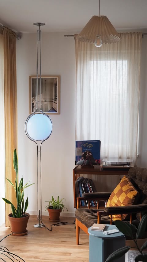 Instagram post by @atouchofthesun for Ozarke. Caption reads: My day, lit by The One 🩶✨.