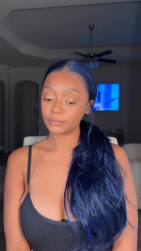 Instagram post by @tamara.please for Arabella Hair. Caption reads: [...] got this wig, well here it is ladies....