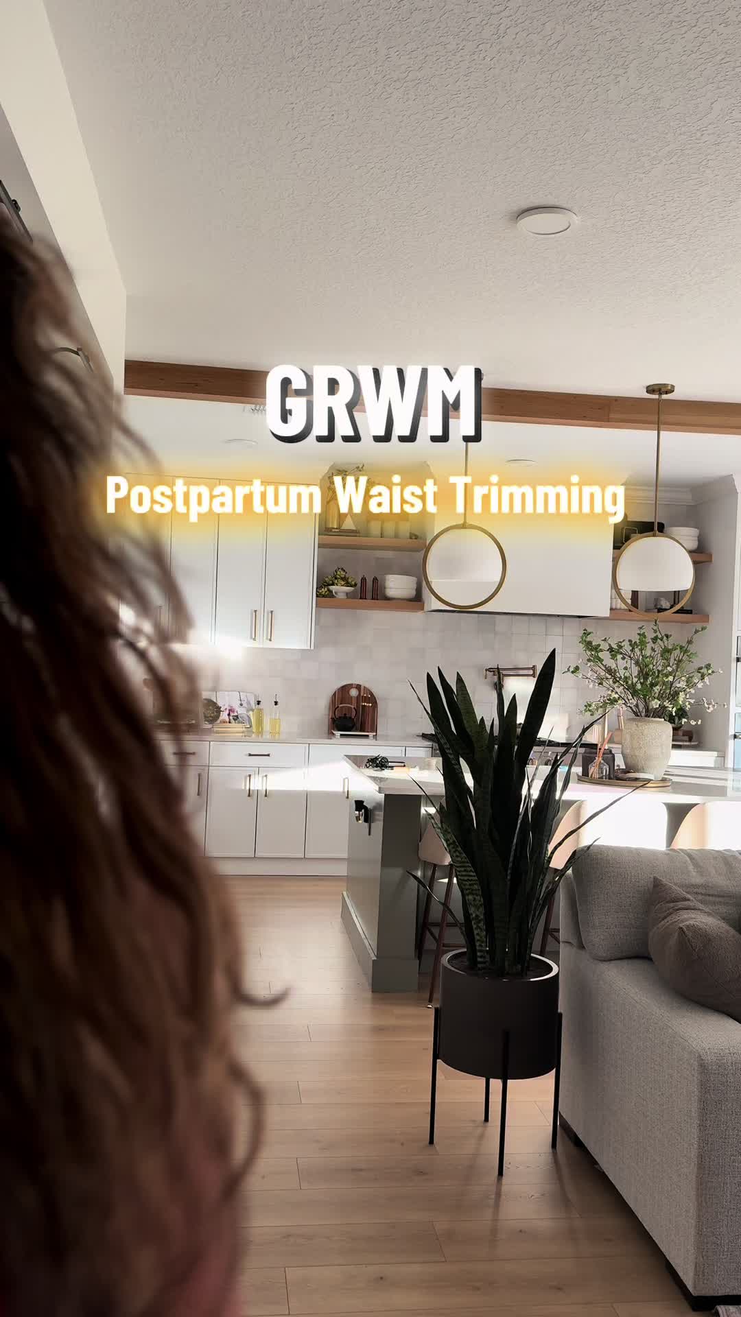 TikTok post by @marthapatrixiaa for Nvgtn. Caption reads: [...] #postpartumbody @sweetsweat  @NVGTN @Stanley....