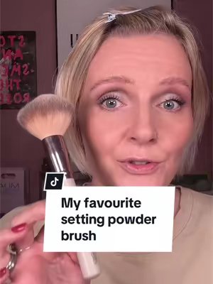 TikTok post by @40slifelou for MUA Cosmetics Maroc. Caption reads: Love a chonky powder brush. This one is sooo....