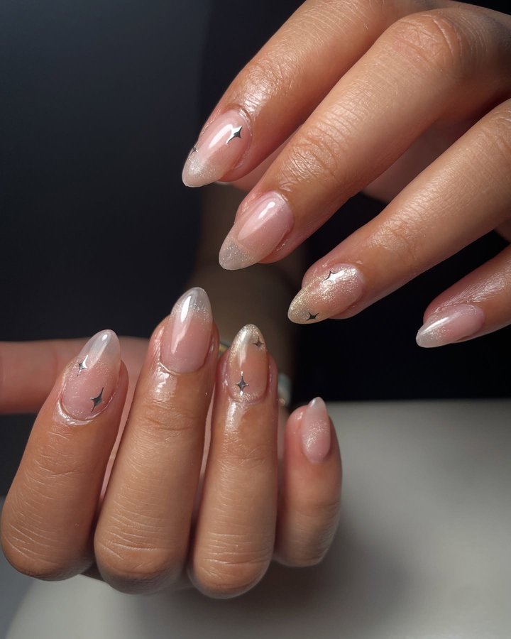 Instagram post by @ohmynailsjulia for ICEGEL. Caption reads: Stunning Velvet nails 🤍🤍🤍

@icegel_global....