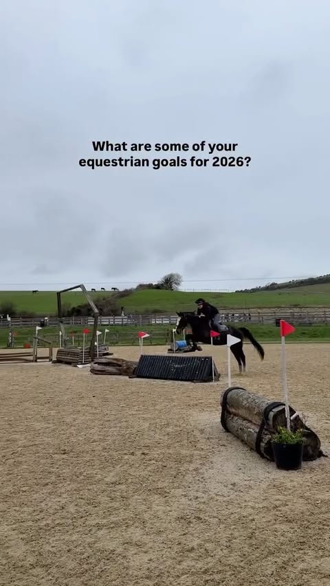 Instagram post by @canterring for Charles Owen. Caption reads: I think mine would be…
(Ad gifted items)

- Keep....