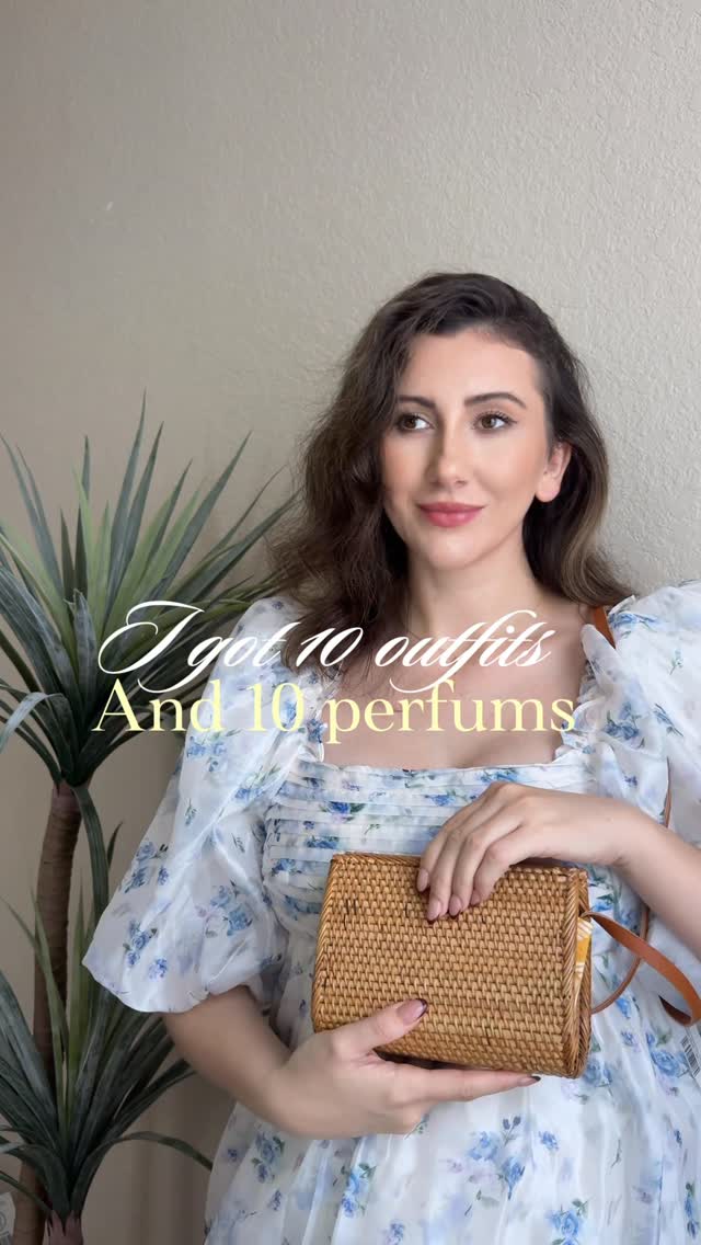 Instagram post by @simply_beyond_classy for Scentbird. Caption reads: Because every mood deserves its own scent. 
Fresh,....