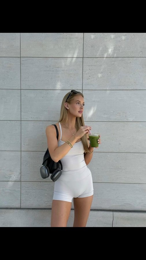 Instagram post by @rachel.andrews for Drink Juni. Caption reads: spend the morning with me trying @drinkjuni new....