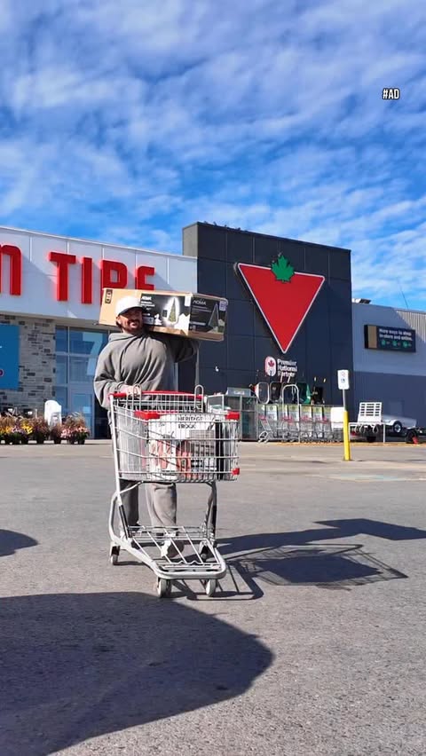 Instagram post by @brecarperuns for Canadian Tire. Caption reads: #ad | It’s @canadiantire s Black Friday Sale and....