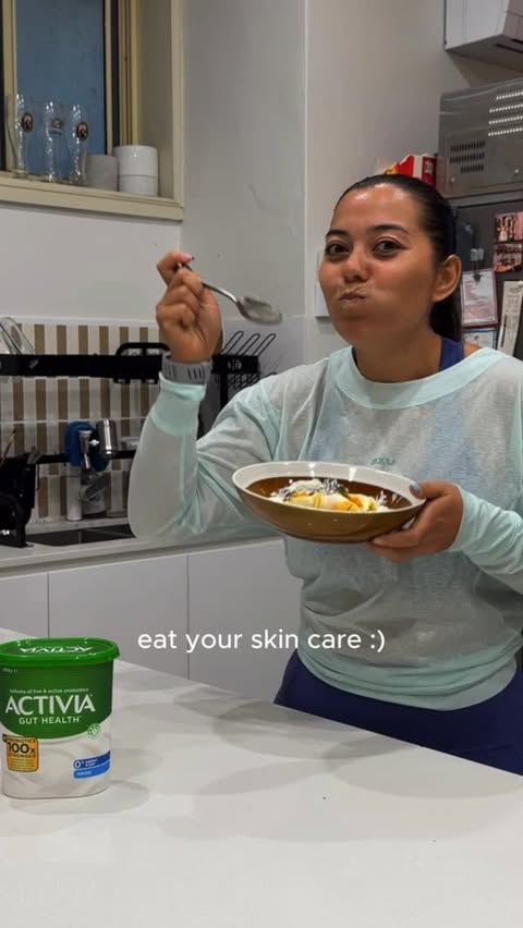 Instagram post by @aliciaromijn for Activia. Caption reads: [...] lately!! the goal is to use Activia as my....