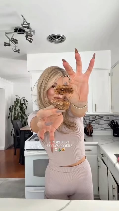 Instagram post by @paigemjohnston_ for Caraway Home. Caption reads: Save for Santa 📌🎅🏻❤️ [90 cals 7g....