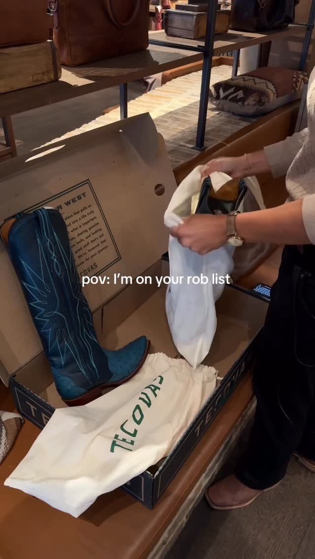 Instagram post by @justinasharp for Tecovas. Caption reads: and that’s just how it goes! #westernfashion....