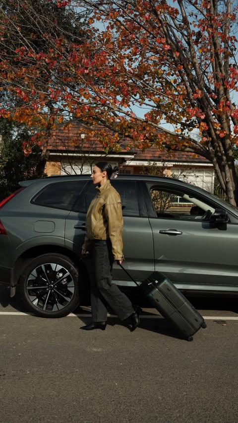 Instagram post by @tayla.broad for Volvo Cars. Caption reads: The drive in the @volvocarau XC60 might actually....