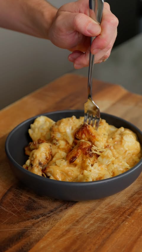 Instagram post by @thehealchef for talabat. Caption reads: Alrighty Guys… kicking off my favourite Christmas....