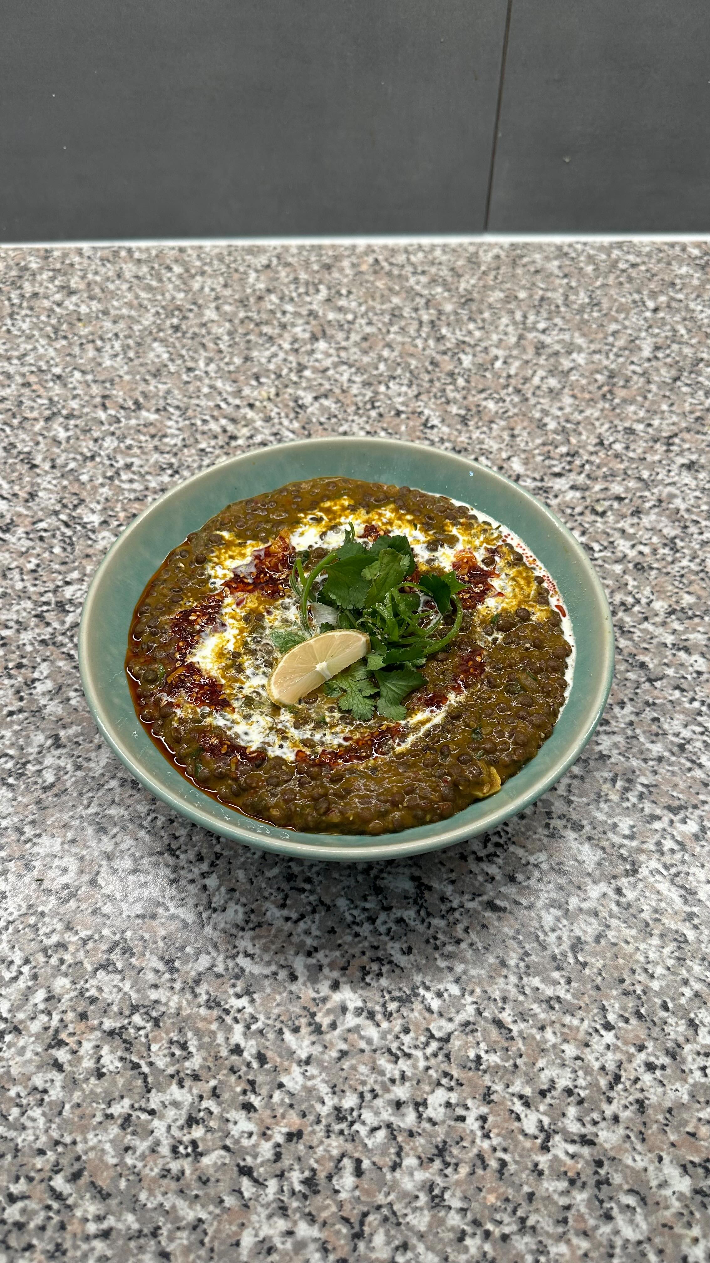 Instagram post by @chey___nese for Koro France. Caption reads: DAHL MAKHANI 🌿

*collaboration commerciale....