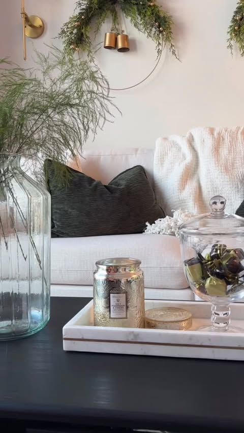 Instagram post by @stylebyamii for Voluspa. Caption reads: [...] holidays 🤍 I absolutely love adding....