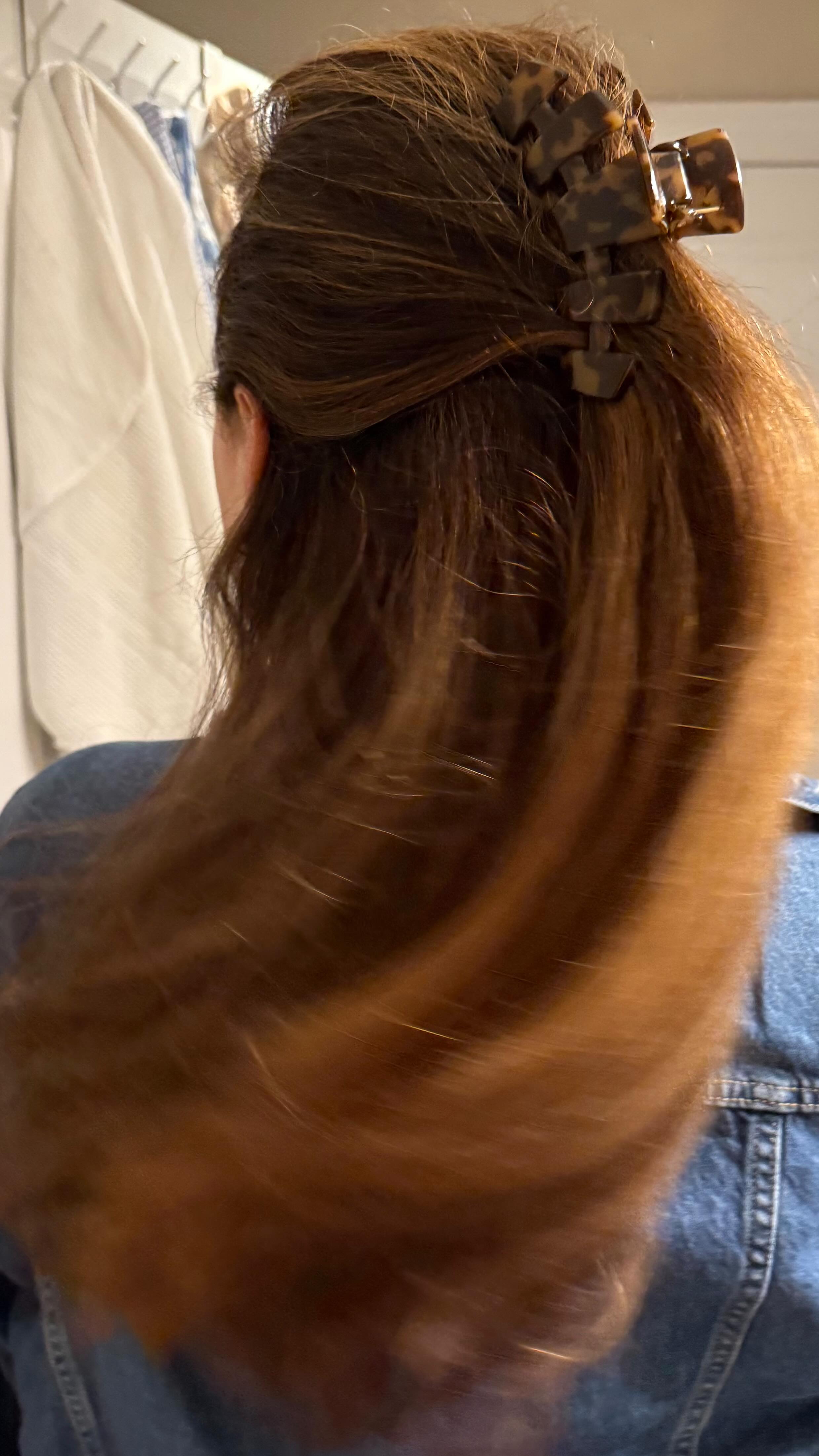 Instagram post by @thecattspjs for Color Wow Hair. Caption reads: I have a secret!!!!!!

I didn’t wash my hair for 2....