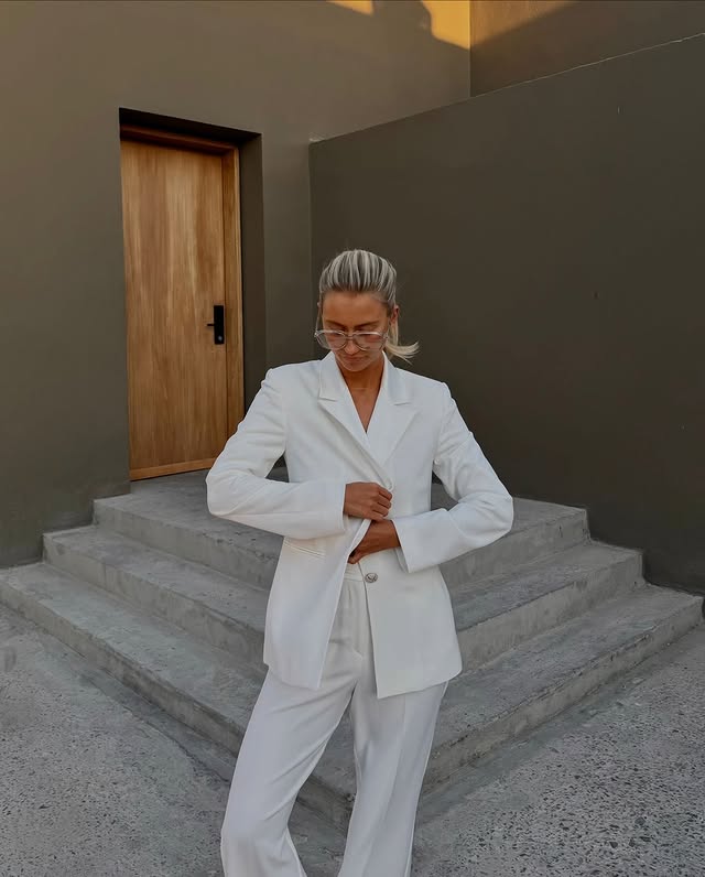 Instagram post by @celinevanouytsel for Fracomina. Caption reads: [...] 🤍🤍 feeling fine in @fracomina_official ✨.