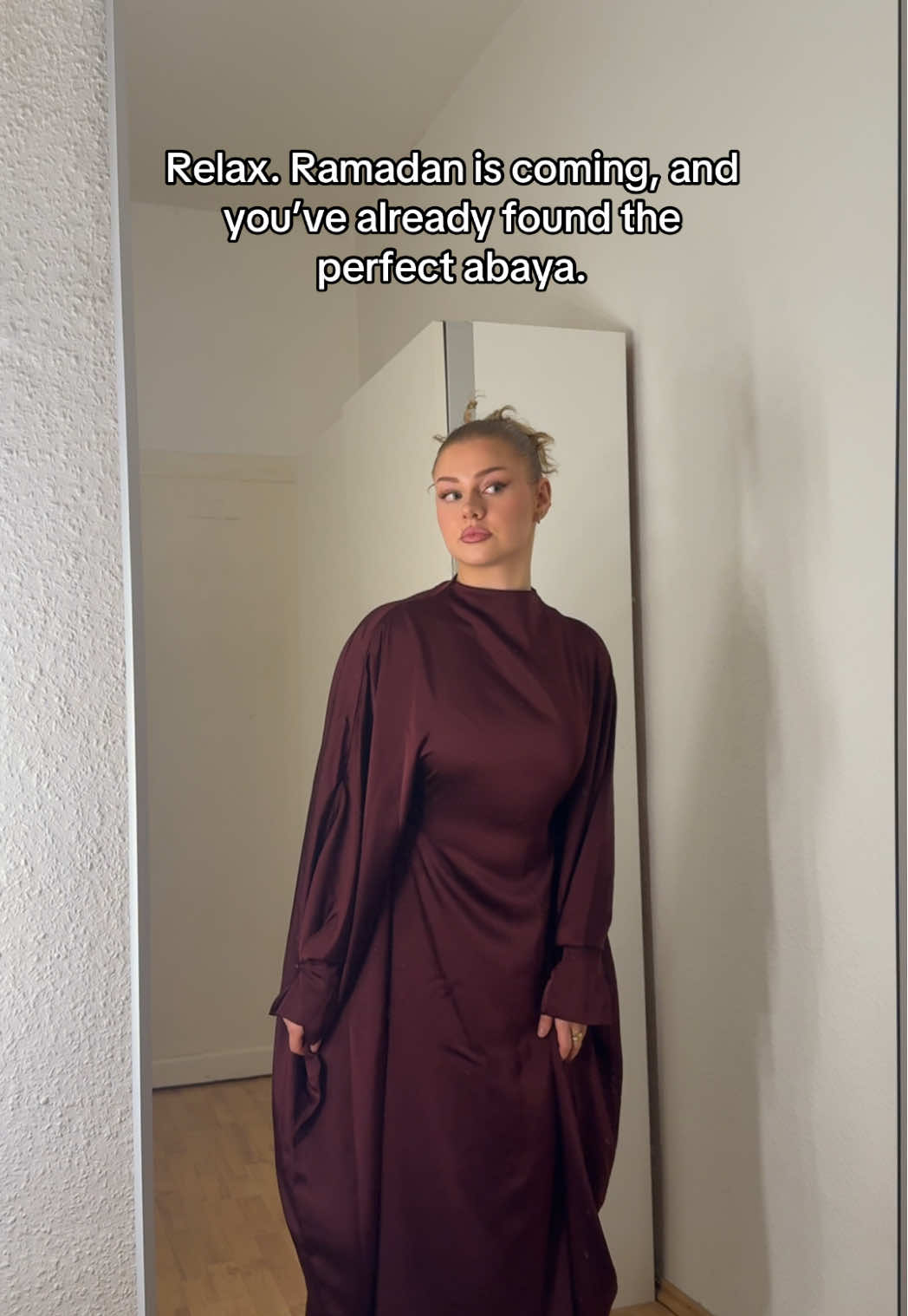 TikTok post by @kiara.funk for LOSYANA. Caption reads: [...] I’m literally in love with this abaya.....