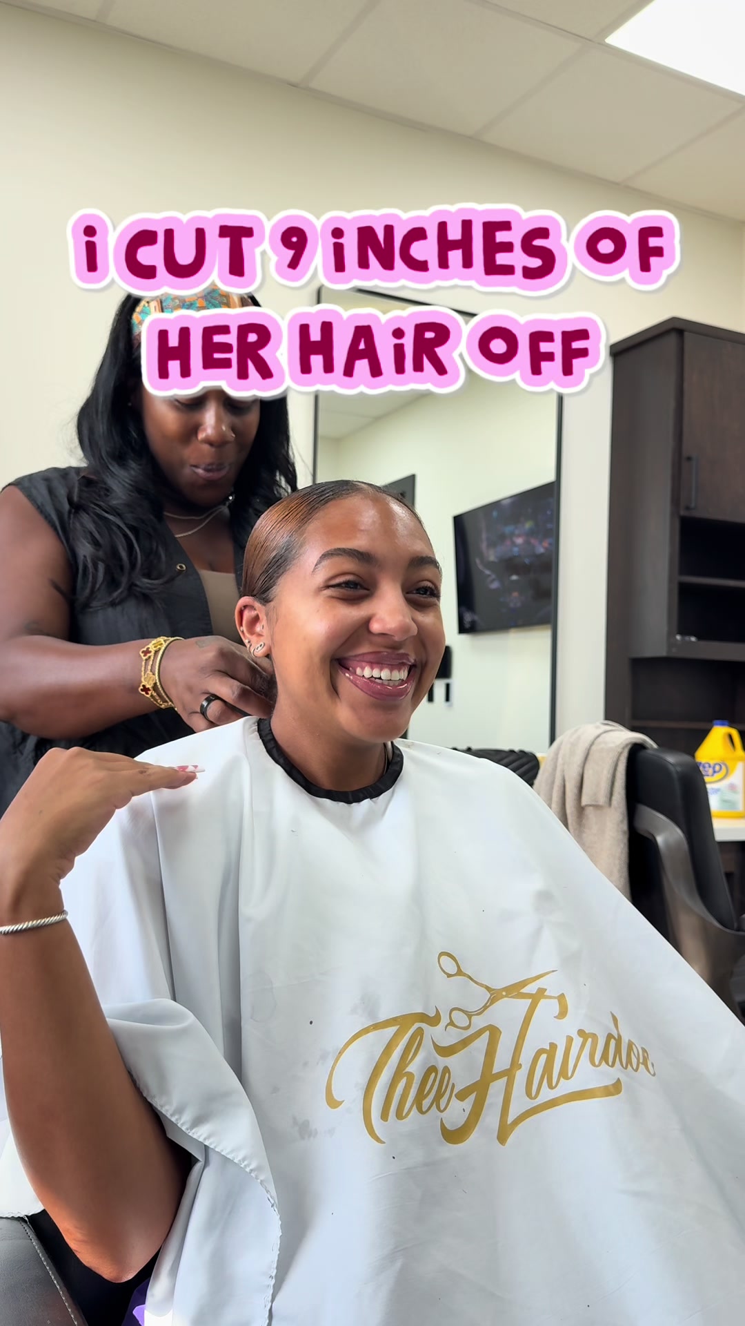 TikTok post by @theehairdoc for Cécred. Caption reads: [...] & FLOW 🌬️ Dryer: @Pattern @CÉCRED flexible....