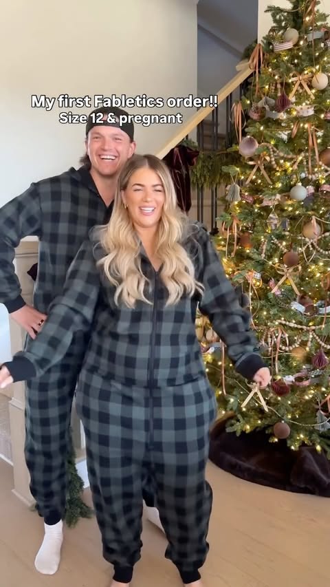 Instagram post by @kelclight for Fabletics. Caption reads: OKAYYYY!!! Super impressed with my first....