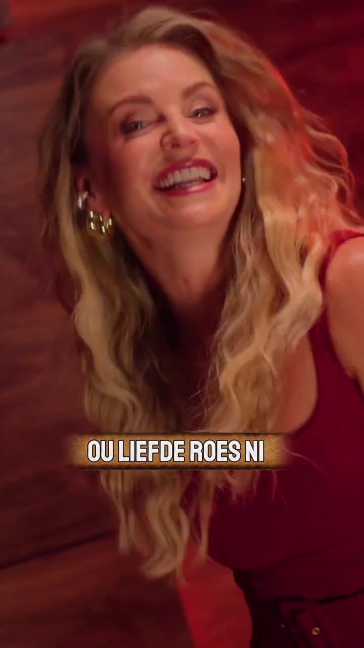 TikTok post by @leahmusieksa for Universal Musiek. Caption reads: [...] 🥁❤️‍🔥🎙️🎵🥂 @COProductionsSA @Universal....