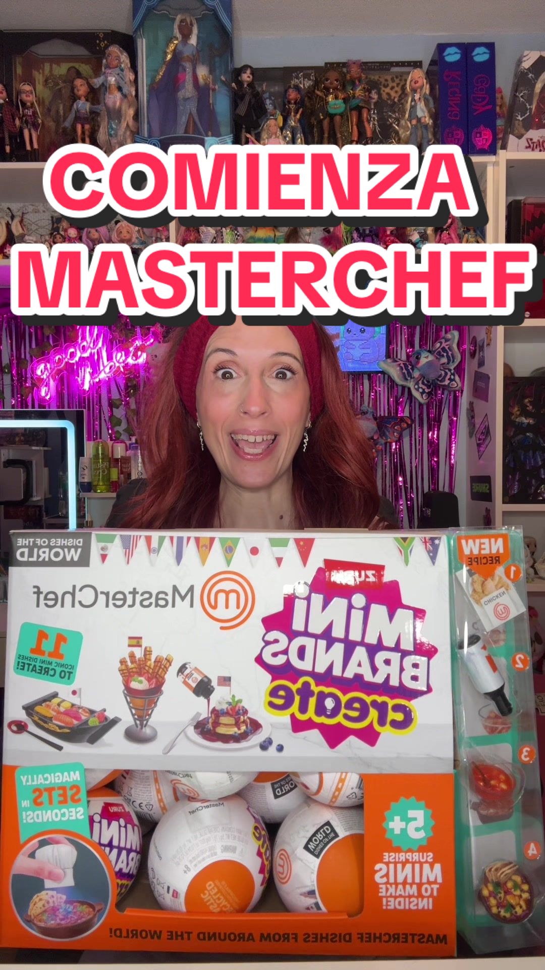 TikTok post by @elmunditodeale for ZURU Toys. Caption reads: [...] CON 11 PAÍSES!😍🧑🏻‍🍳🌍💖🍣🍤🥘 @ZURU Toys....