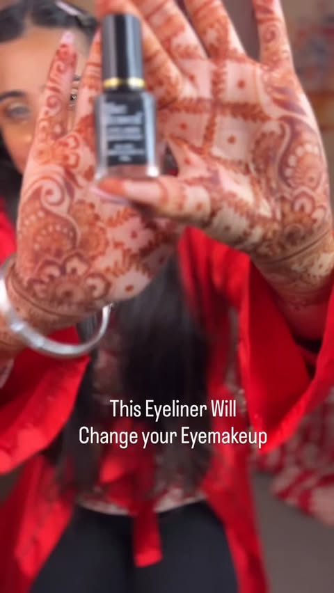 Instagram post by @kirandhindsamakeupartist_ for Blue Heaven Cosmetics. Caption reads: Have Been Using this Eyeliner from last 13 years.....