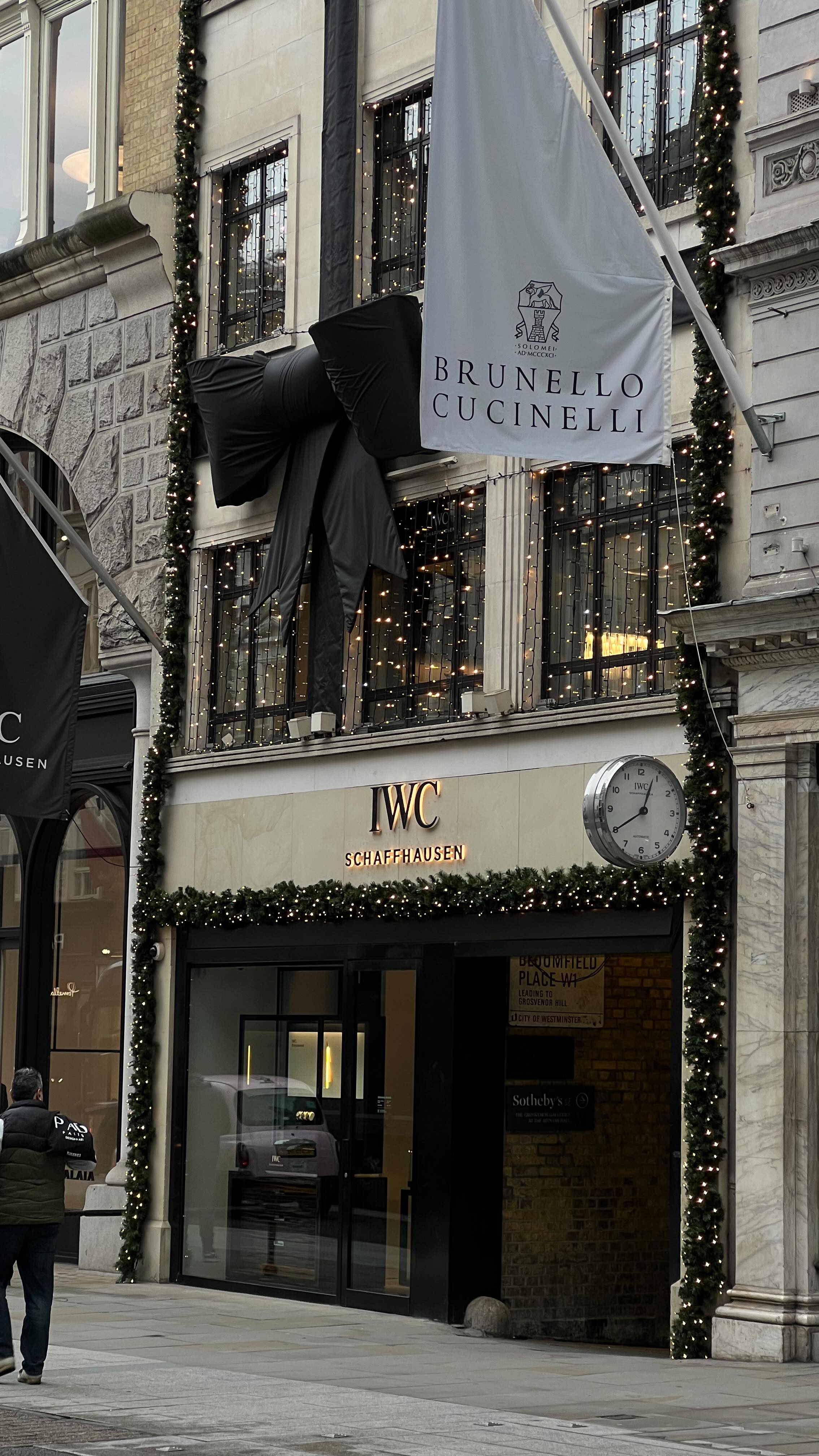 Instagram post by @emilyklacey for BaByliss. Caption reads: My secret to big hair, the @babyliss Style Secret....