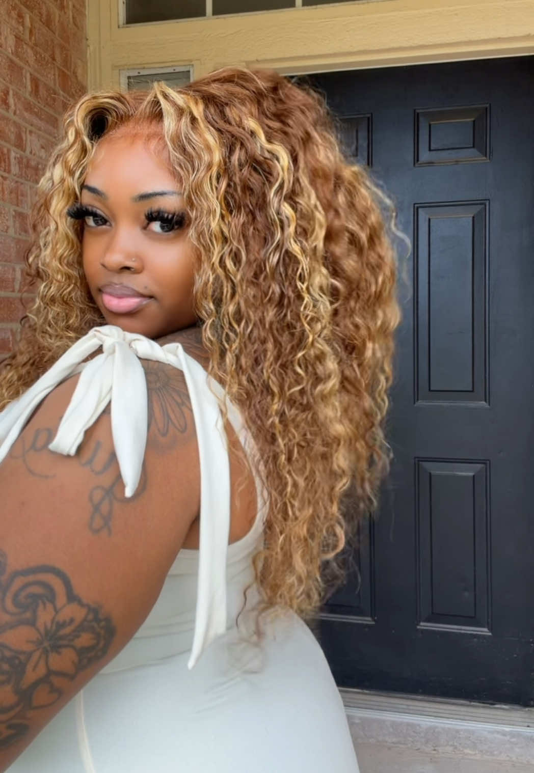 TikTok post by @stylisttraceyshenise for Ashimary Hair. Caption reads: [...] Blonde Highlight 13x6 Frontal Wig @Ashimary....