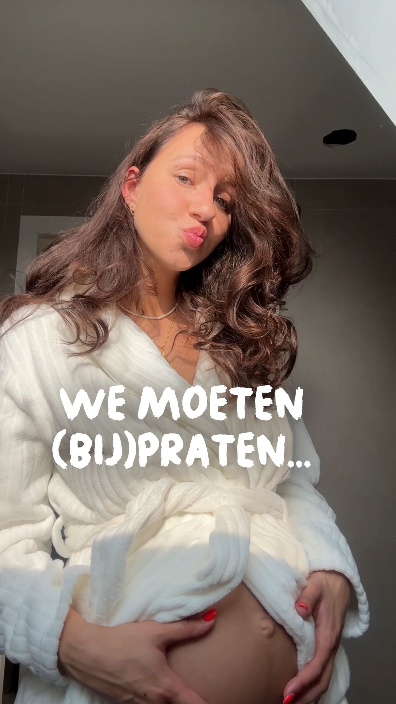 Instagram post by @sophiemilzink for Schwarzkopf. Caption reads: Mocht je nog vragen hebben, let me know! Dan....
