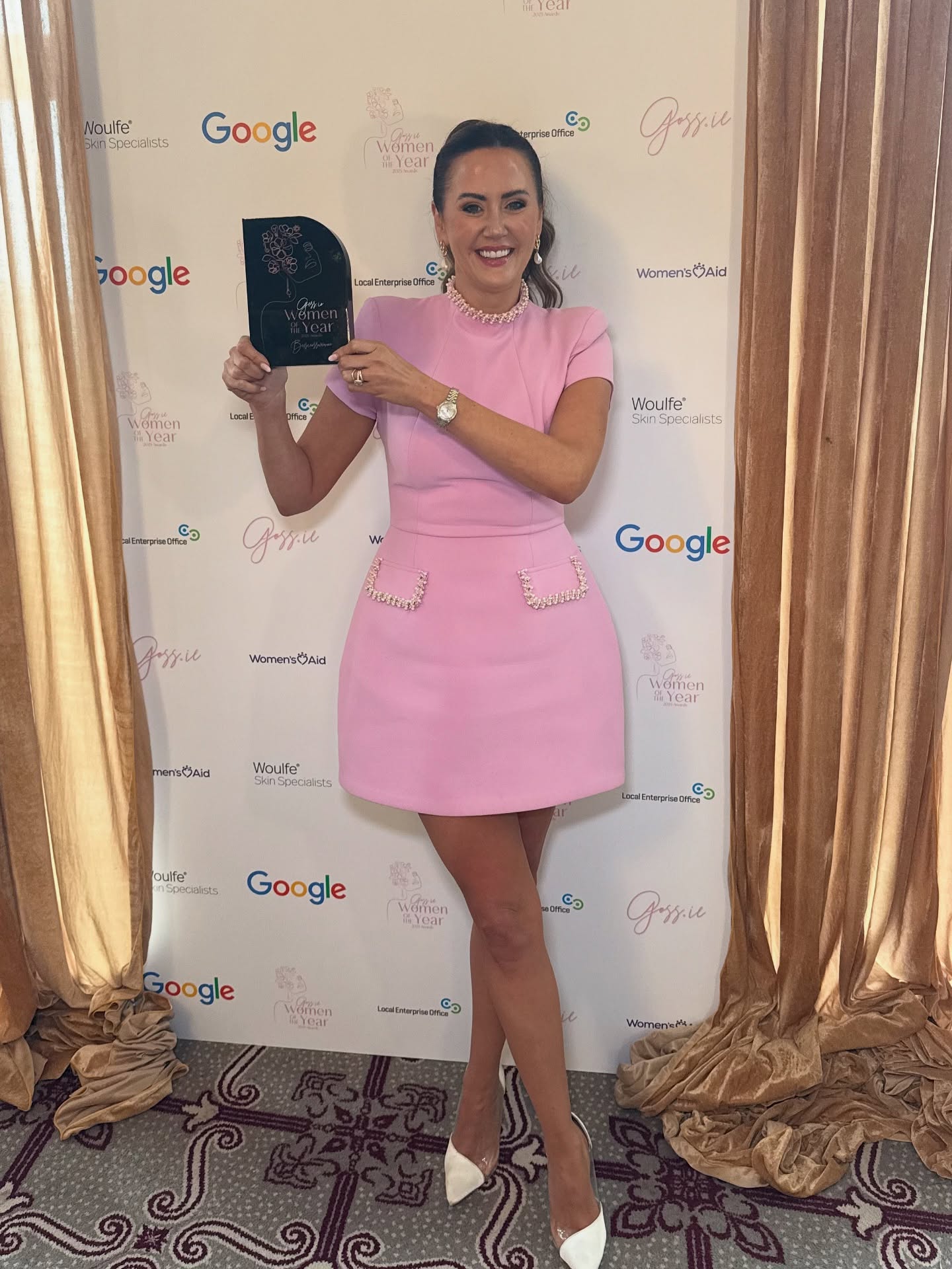 Instagram post by @lindastinson for Bellamianta. Caption reads: Still in absolute shock… Business Woman of the....