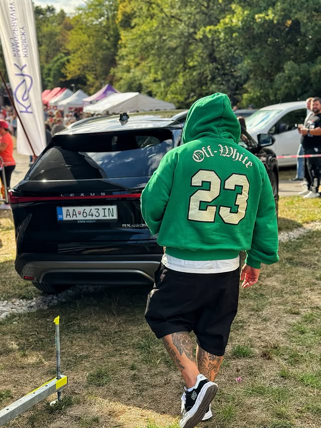 Instagram post by @dezertkalimusic for Lexus. Caption reads: 🚨 Mojich 10 dní v 20tich fotkách….🍀....