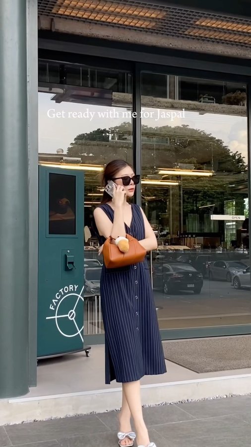 Instagram post by @yy.yingyy for JASPAL. Caption reads: GRWM  for JASPAL “ The Croissant Bag “ [...].