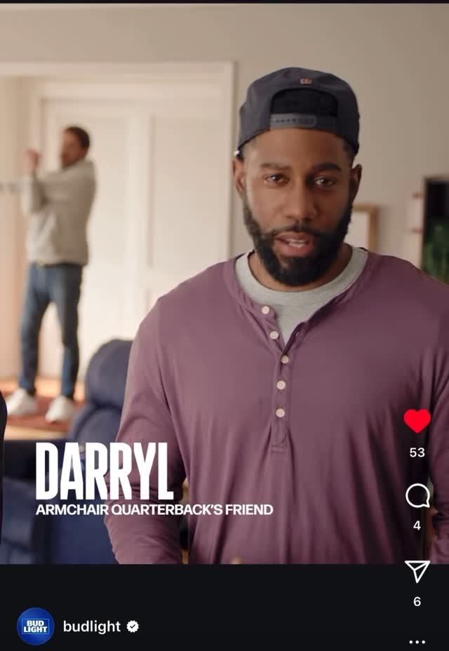 Instagram post by @jeremyburnett1 for Bud Light. Caption reads: “No pain, no gain”
@budlight @netflix @nfl 
Arm....