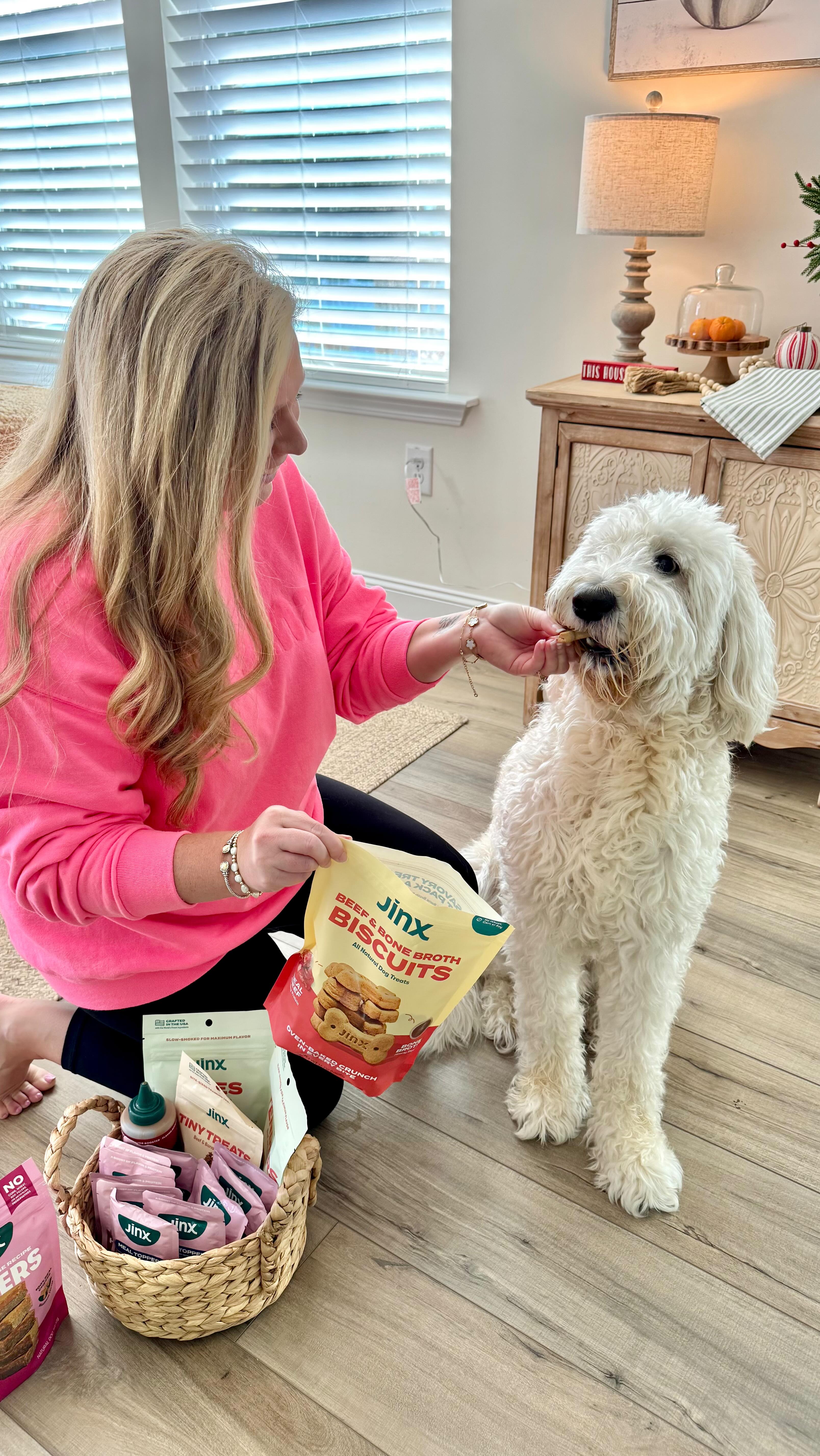 Instagram post by @the_tolers for Jinx. Caption reads: [...] a king. Spoiler: it’s not me.....