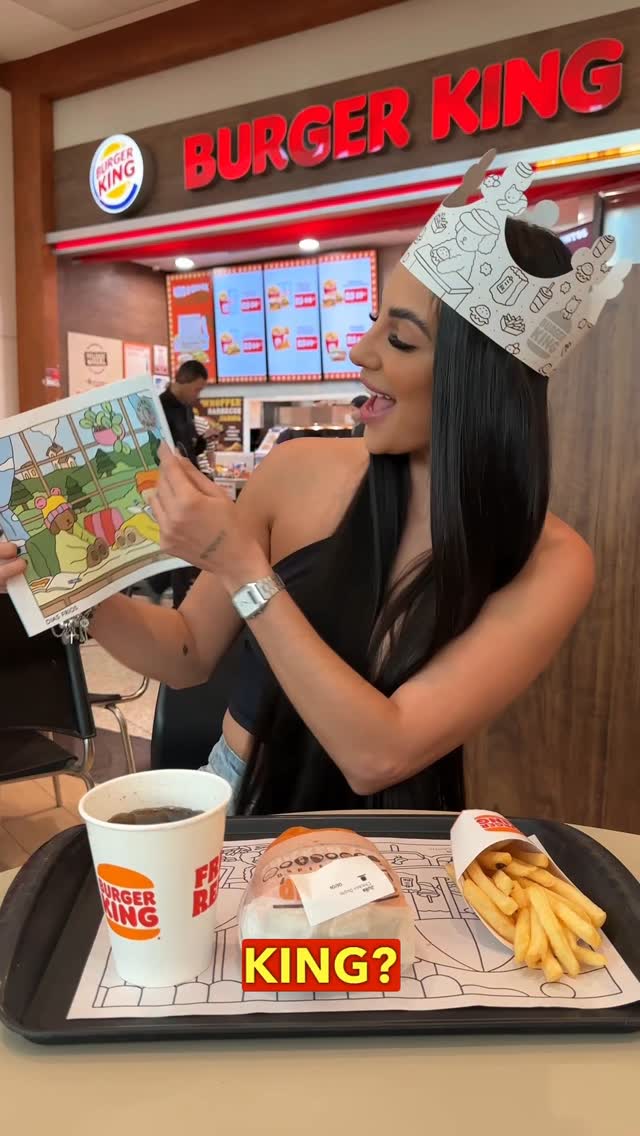 Instagram post by @achadinhosemvr for BURGER KING. Caption reads: BOBBIE GOODS NO BURGER KING? 😱 @burgerkingbr 

É....