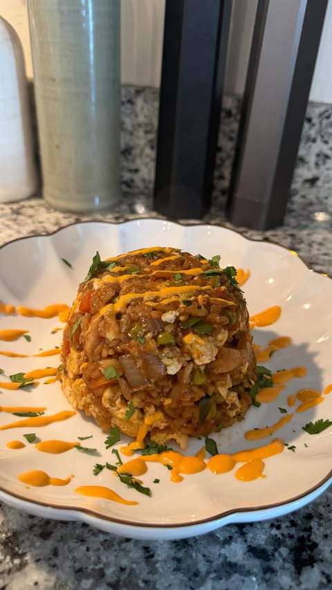 Instagram post by @kinziefransen for Success Rice. Caption reads: [...] idea! Amazing meal. No big deal 🍳....