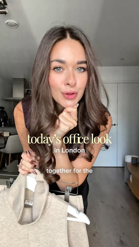 Instagram post by @modebysasha for OGL Move. Caption reads: [...] with my link in Bio/Highlight #inmyogl....