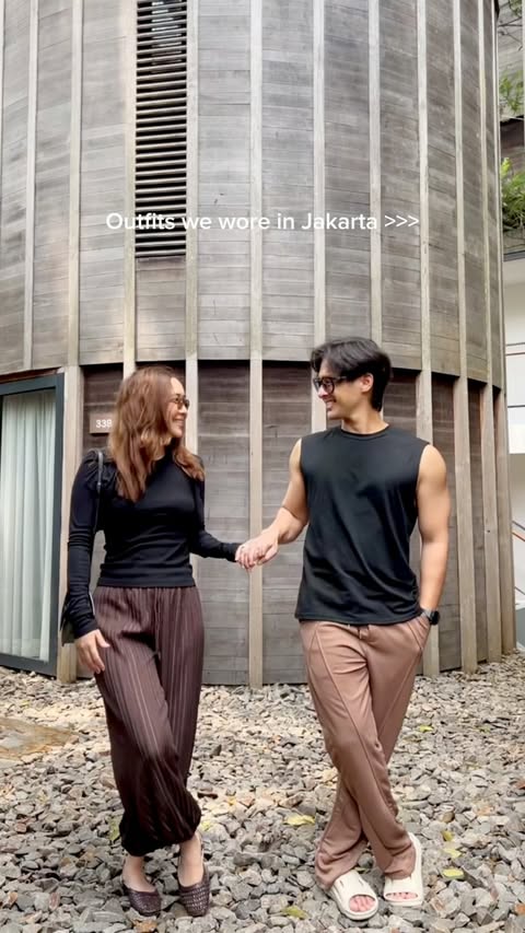 Instagram post by @sityrosli for SHEIN Malaysia. Caption reads: [...] coupon code: M096iamchazynash6819....
