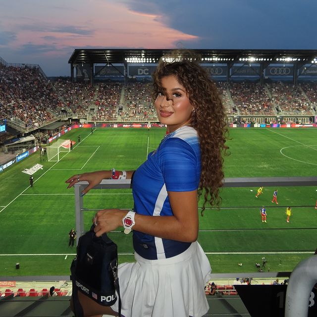 Instagram post by @jackielabonita for Telemundo. Caption reads: [...] contra Germany🌟⚽️ Mañana tune in on....
