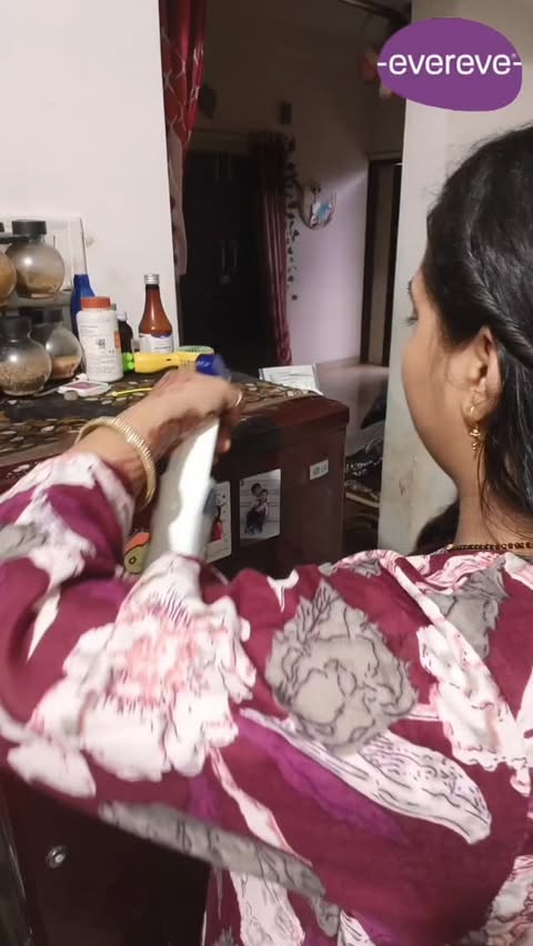 Instagram post by @dakshtrends for EVEREVE. Caption reads: Why worry about leaks when you’ve got Evereve? 💃....