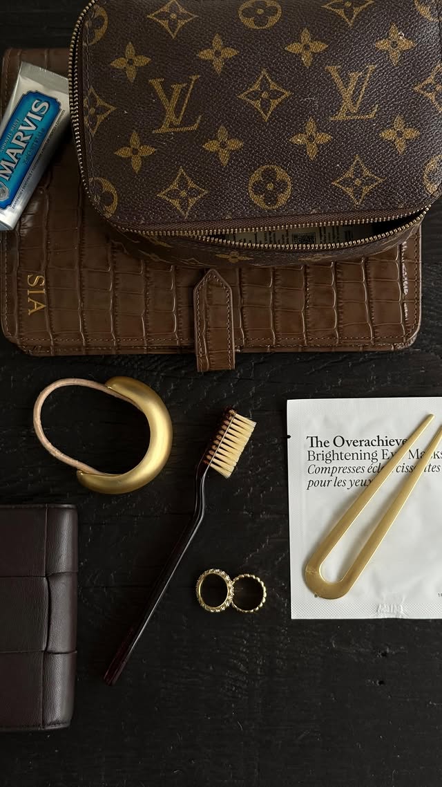 Instagram post by @anastasiasouris for The Hair Edit. Caption reads: [...] I am using these timeless pieces from....