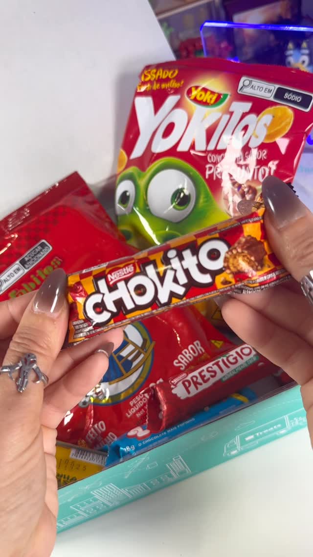 Instagram post by an influencer for Treats. Caption reads: Let’s try some treats from Brazil! Use code: [...].