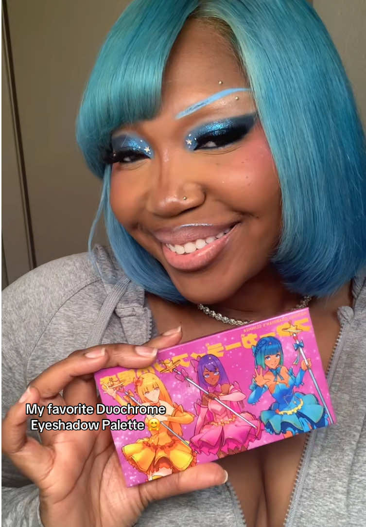 TikTok post by @adorethecre8tive for Yva Expressions. Caption reads: [...] shimmer was on my eyes. Its from @Yva....