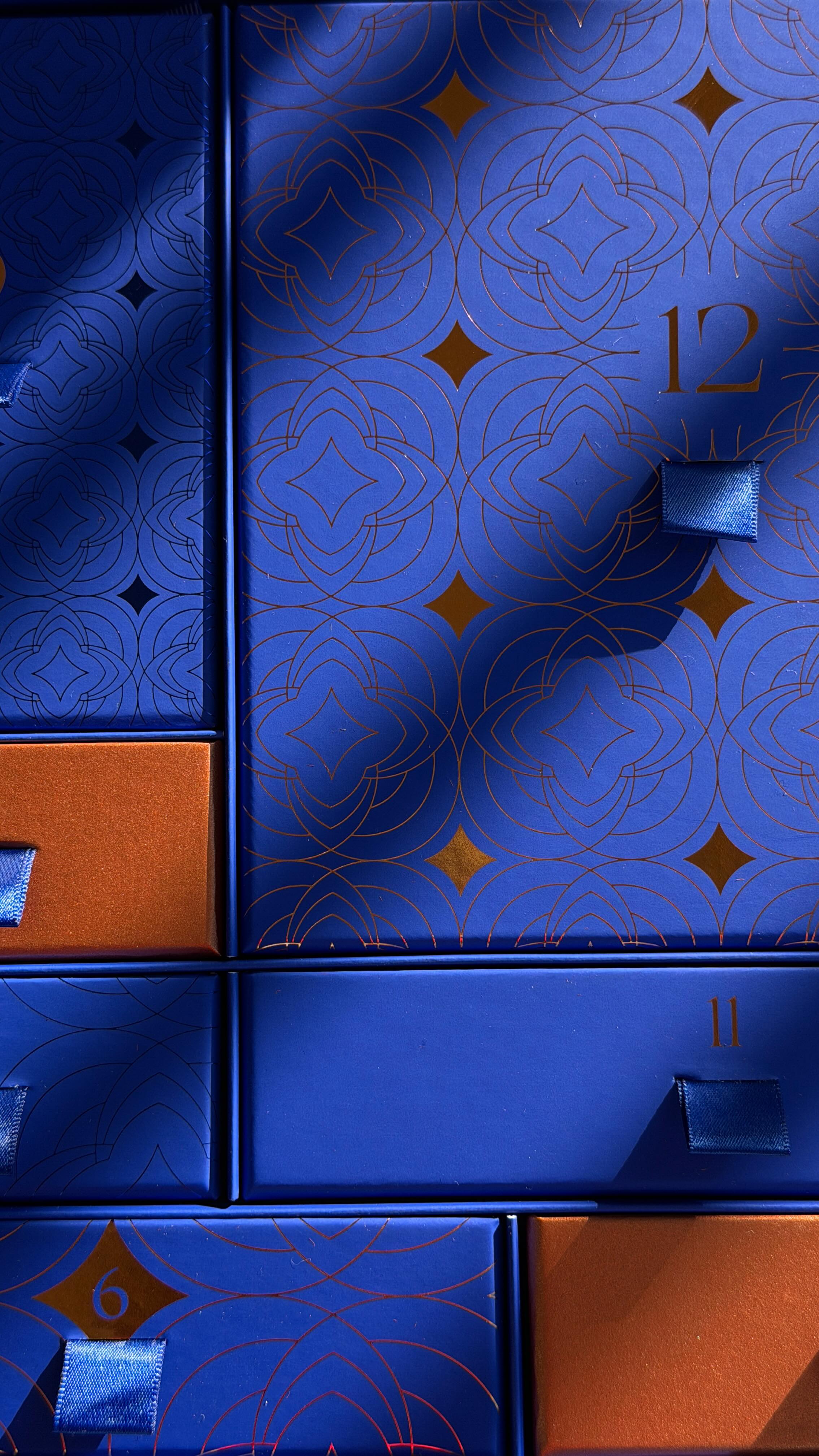 Instagram post by @alice_gao for Augustinus Bader. Caption reads: this advent calendar is insane 🤩😮‍💨!....