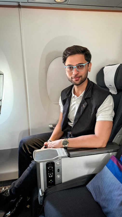 Instagram post by @vorasahab for British Airways. Caption reads: [...] a flight, it’s home in the sky ✈️....