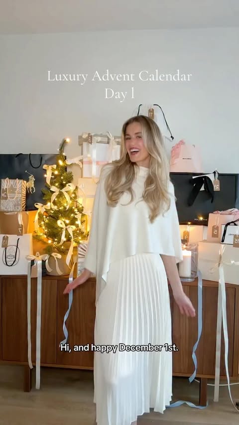 Instagram post by @marikenlund for Diptyque. Caption reads: Day 1 of 25 of my luxury advent calendar🎁🎄✨🫶....