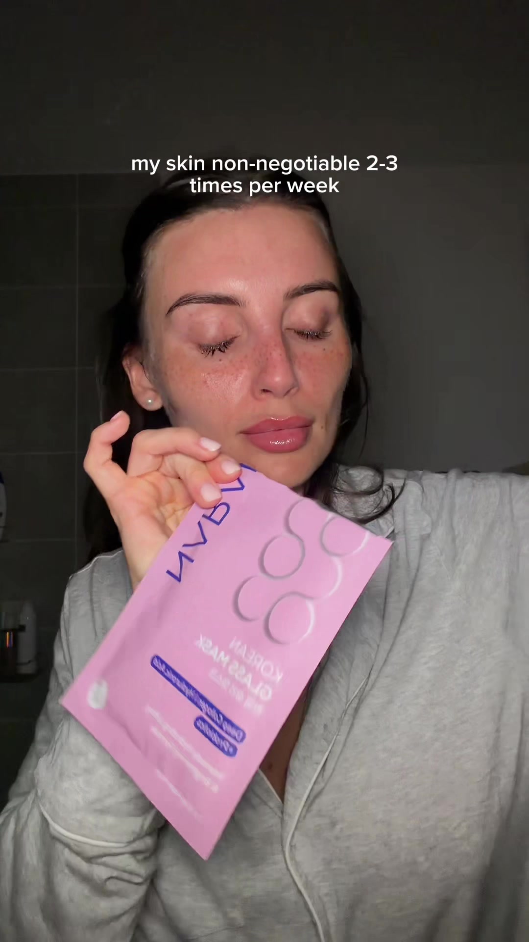 TikTok post by @aimee_isabella for Narae. Caption reads: [...] one of my favourite overnight masks @Narae....